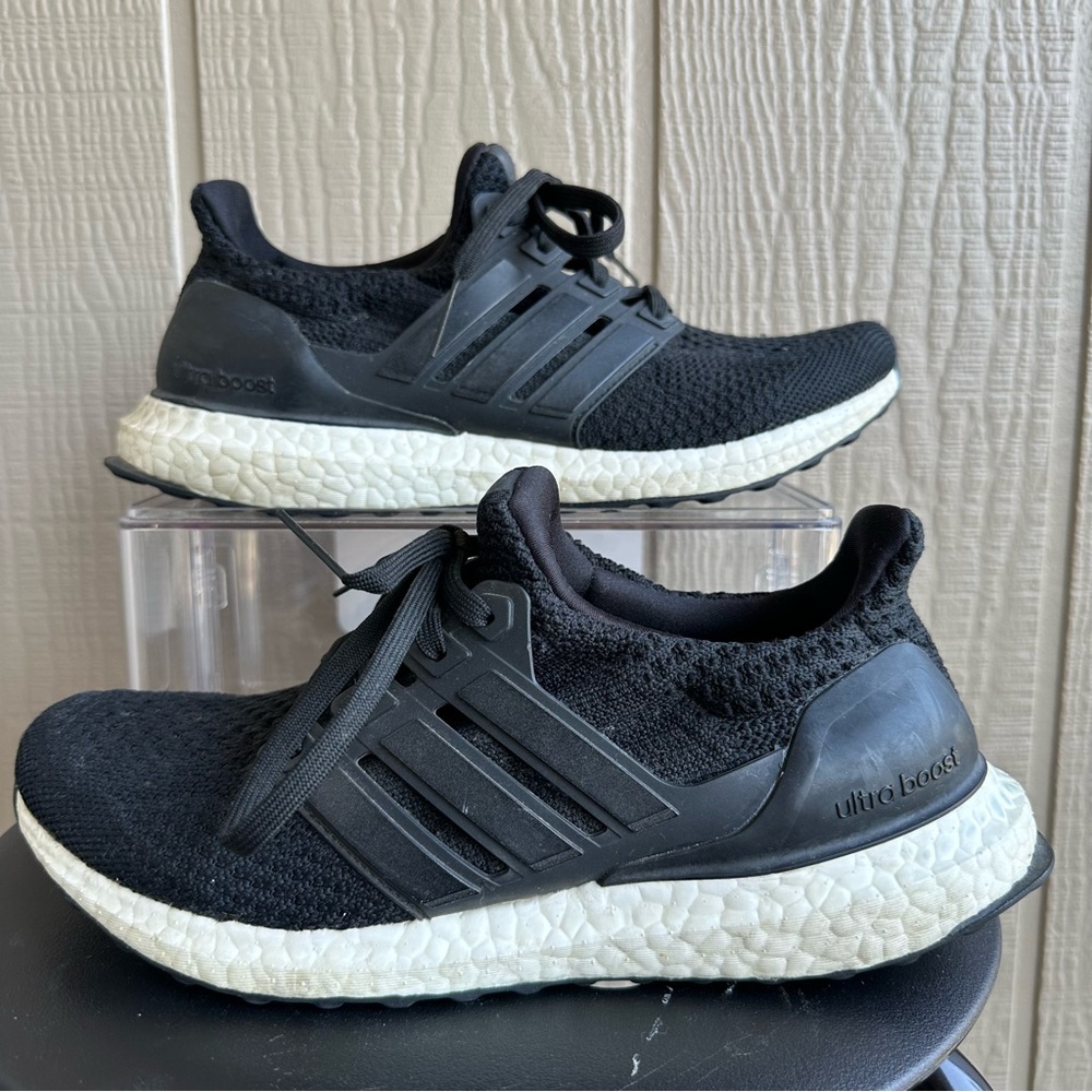Women’s adidas ultra boost 5.0 DNA running shoes white black size 7